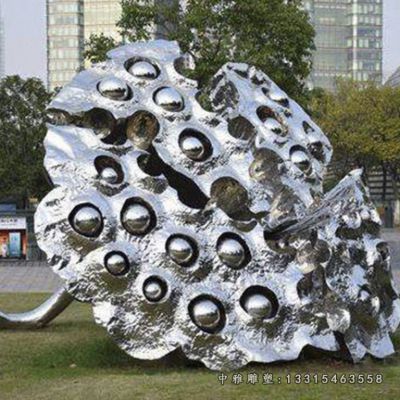 不锈钢莲蓬造型雕塑