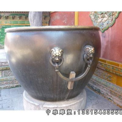 圆形水缸铜雕