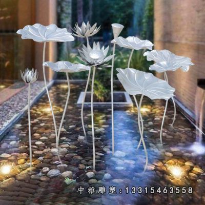 镜面荷叶不锈钢雕塑