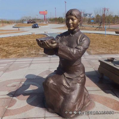 铜雕少数民族人物雕塑