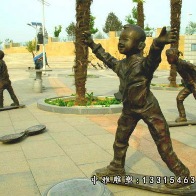 公园铜雕滑板人物