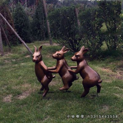 铜雕玩耍兔子雕塑