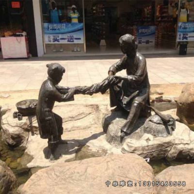 铜雕广场洗衣服人物