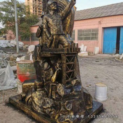 广场铜雕少数民族