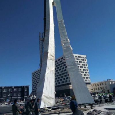 不锈钢景观雕塑