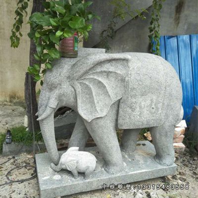 立式石雕大象