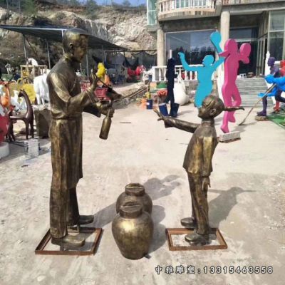 铜雕步行街打油人物