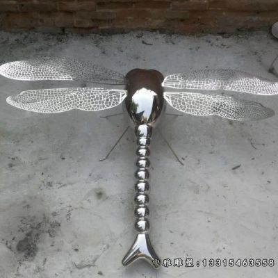 蜻蜓动物不锈钢雕塑