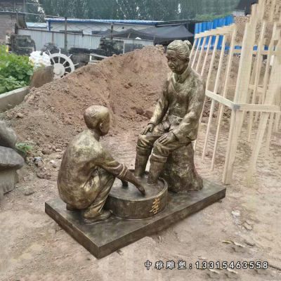 广场铜雕孝道人物