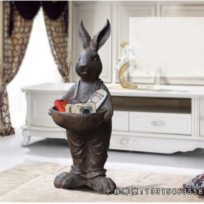铜雕广场兔子