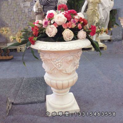 石雕花盆景观雕塑