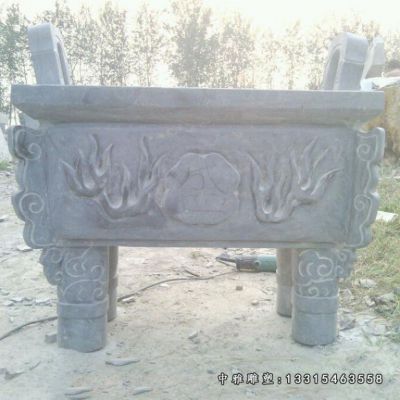 广场石雕四足鼎雕塑