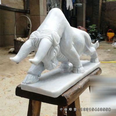 石雕广场牛雕塑