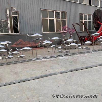 不锈钢抽象小鱼