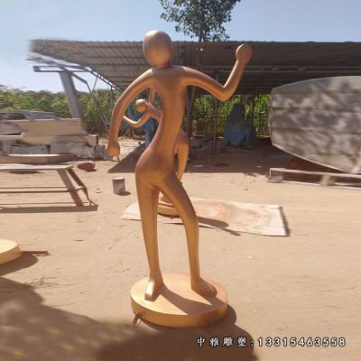 广场铜雕跳舞人物
