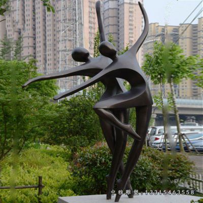 小区铜雕跳舞人物
