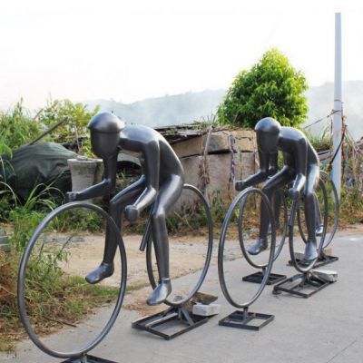 铜雕公园运动人物