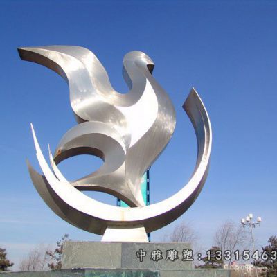 广场不锈钢鸽子雕塑