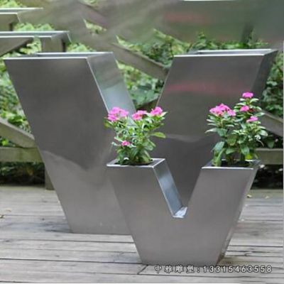 不锈钢异形花瓶雕塑