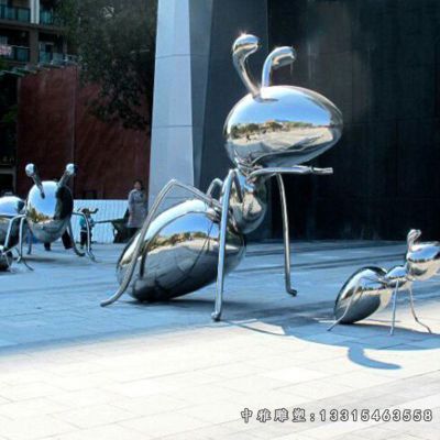 不锈钢镜面蚂蚁雕塑