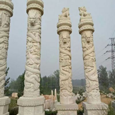 大型石雕龙柱