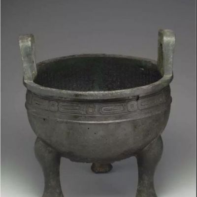 三足铜雕鼎雕塑