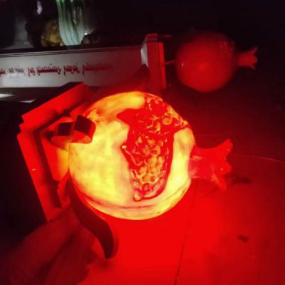 玻璃钢发光石榴