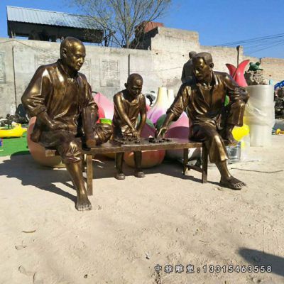 铜雕公园下棋人物