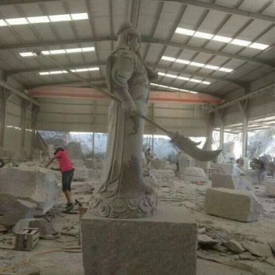 持刀石雕关公