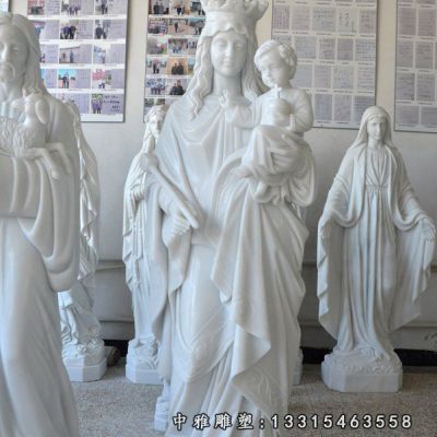 石雕广场西方人物