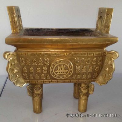 铜雕四足鼎雕塑