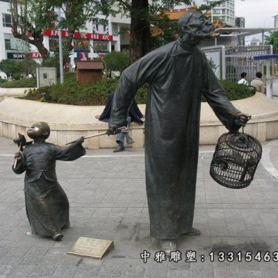街边铜雕遛鸟人物