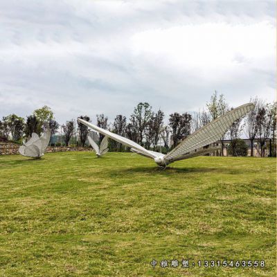 不锈钢大型蜻蜓雕塑