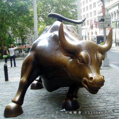 铜雕开荒牛动物雕塑