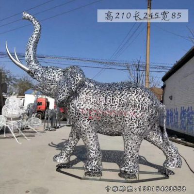 不锈钢镂空大象雕塑