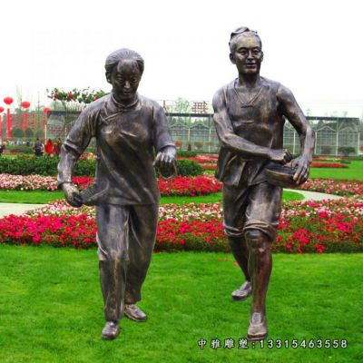 铜雕农耕播种人物