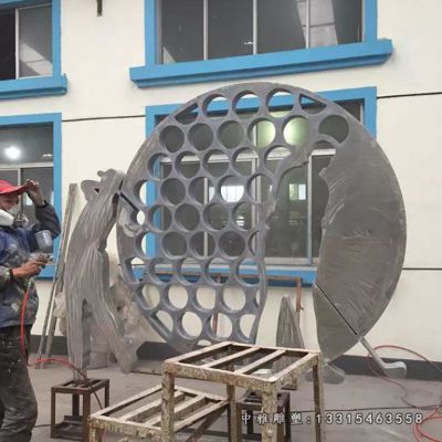 广场不锈钢打高尔夫球人物雕像