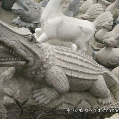 石雕动物鳄鱼