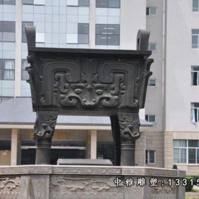 寺庙铜鼎雕塑